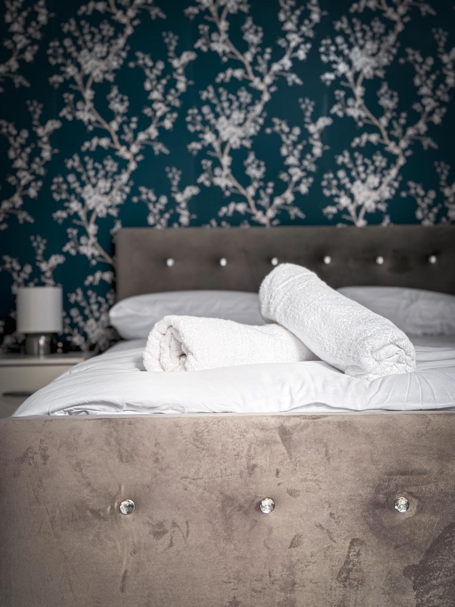 Blue Moon Apartment Birmingham Bagian luar foto