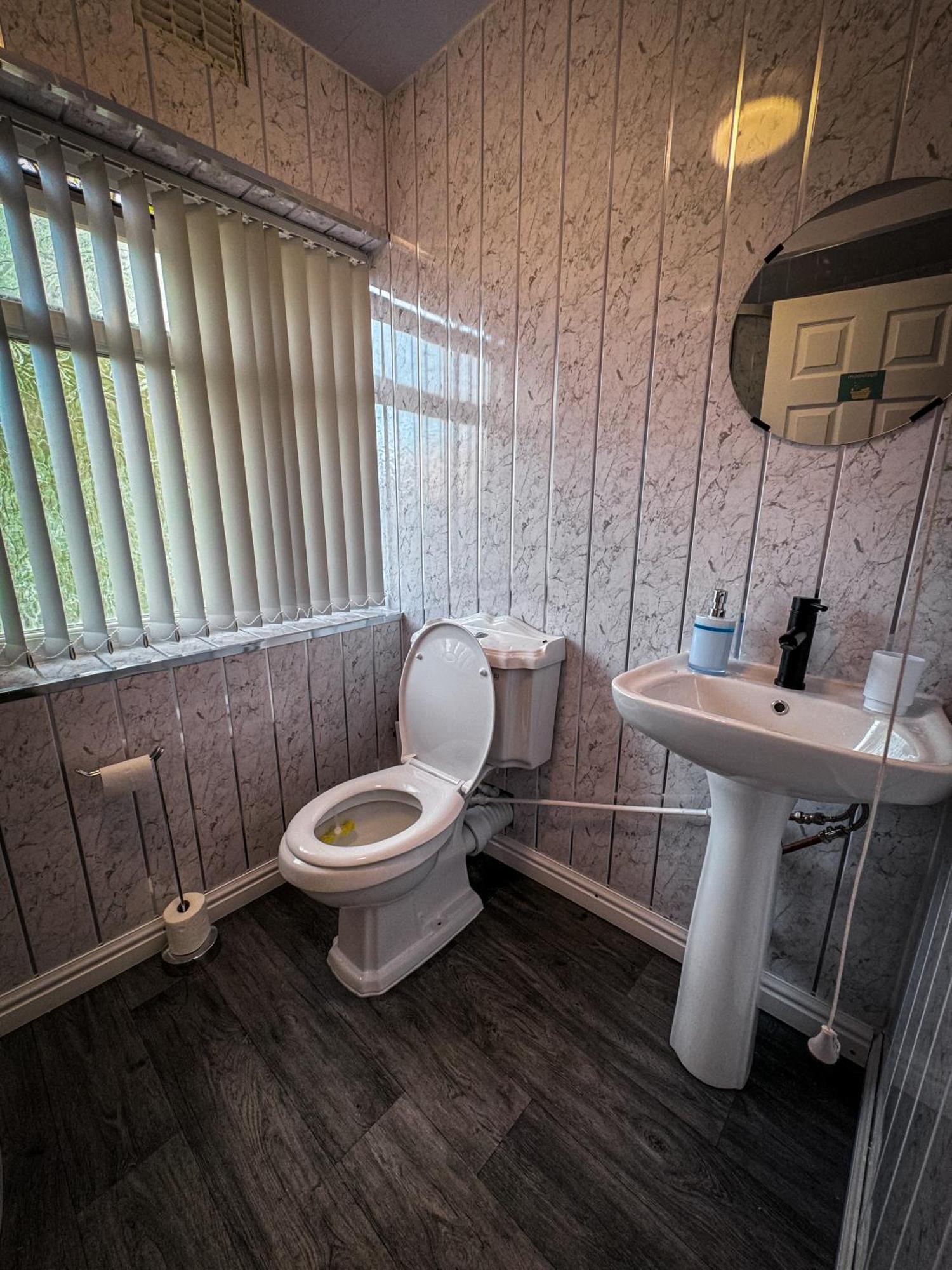 Blue Moon Apartment Birmingham Bagian luar foto
