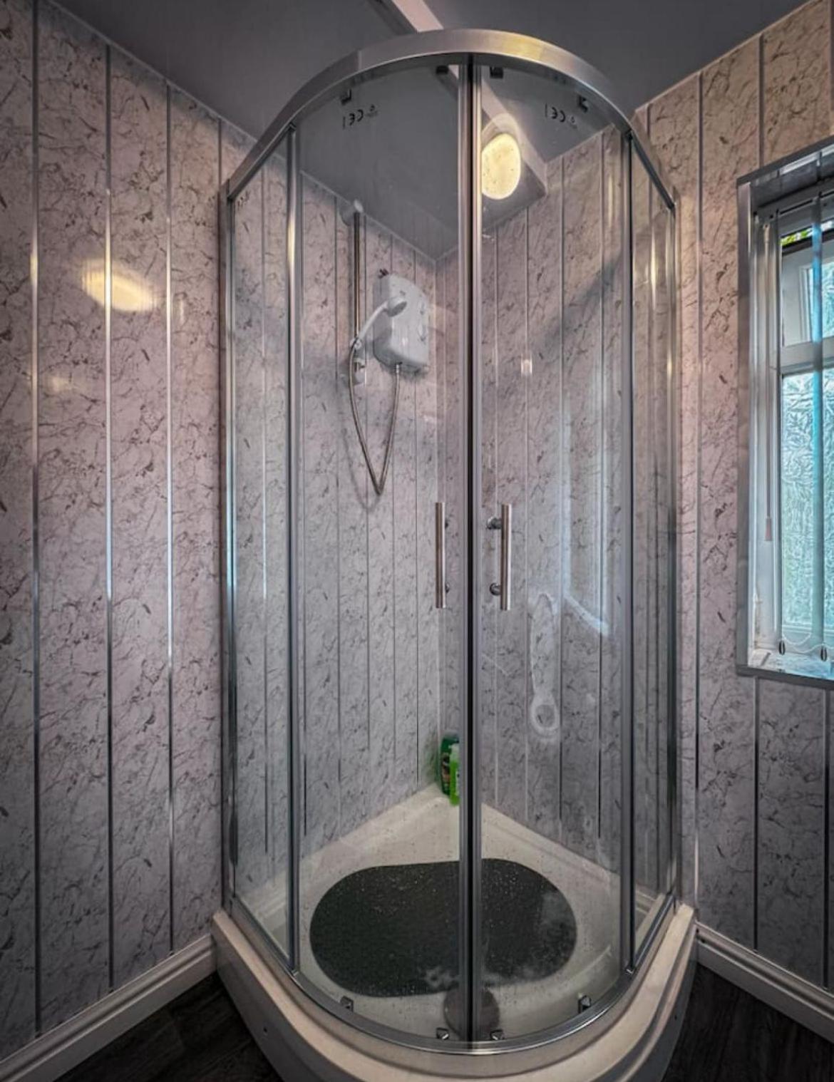 Blue Moon Apartment Birmingham Bagian luar foto